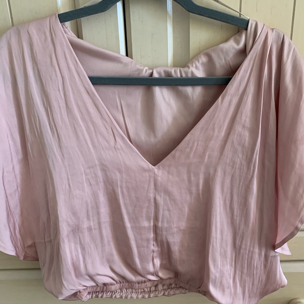 Forever 21 Satin pink cropped blouse